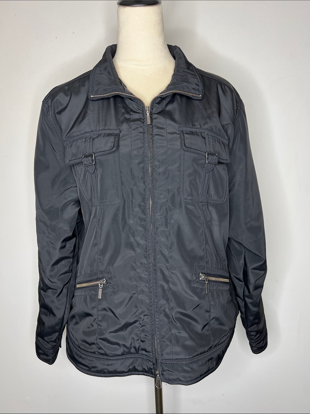 EDDIE BAUER JACKET